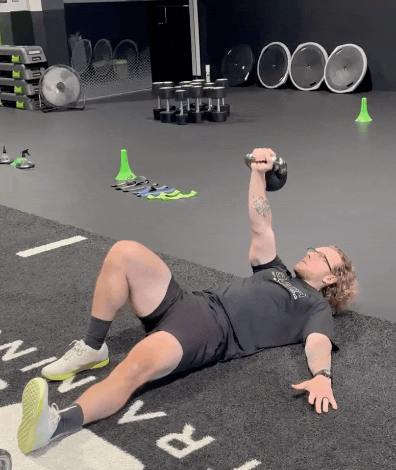 KETTLEBELL HALF GET UP